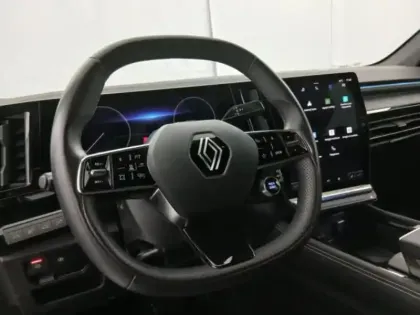 Photo 26 Renault Espace  1.2 E-Tech full hybrid 200ch Techno 7 places - 24