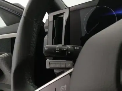 Photo 25 Renault Espace  1.2 E-Tech full hybrid 200ch Techno 7 places - 24