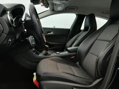 Photo 13 Mercedes CLA  Shooting Brake 180 Inspiration Euro6d-T