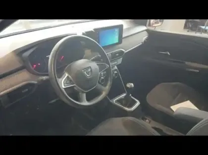 Photo 8 Dacia Jogger  1.0 ECO-G 100ch Extreme+ 7 places