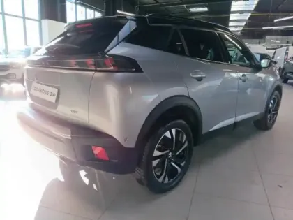 Photo 6 Peugeot 2008  1.5 BlueHDi 110ch S&S GT