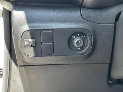 Photo 11 Citroën C3  1.2 PureTech 83ch S&S C-Series 123g