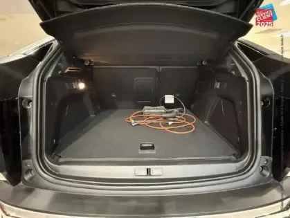 Photo 13 Peugeot 3008  Plug-in Hybrid 225ch GT e-EAT8