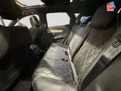 Photo 10 Peugeot 3008  Plug-in Hybrid 225ch GT e-EAT8