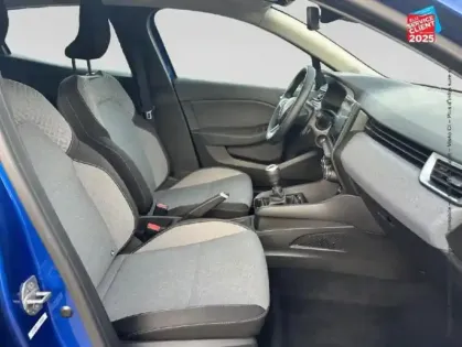 Photo 19 Renault Clio  1.0 TCE 100CH EVOLUTION GPL GPS CARPLAY