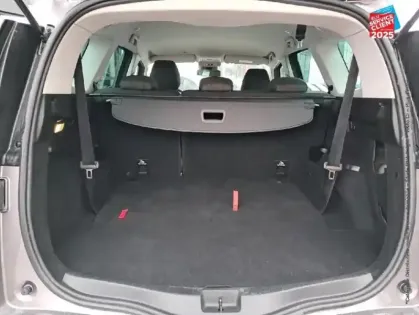 Photo 13 Renault Grand Scenic  1.7 Blue dCi 120ch Business 7 places