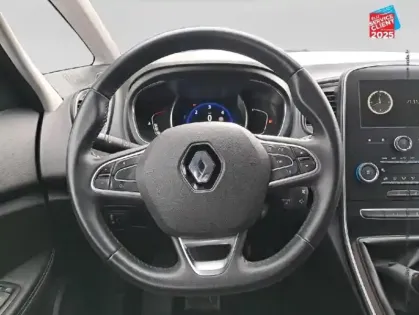 Photo 11 Renault Grand Scenic  1.7 Blue dCi 120ch Business 7 places