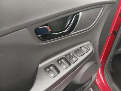 Photo 31 Hyundai Kona 1.0 T-GDi 120 Executive