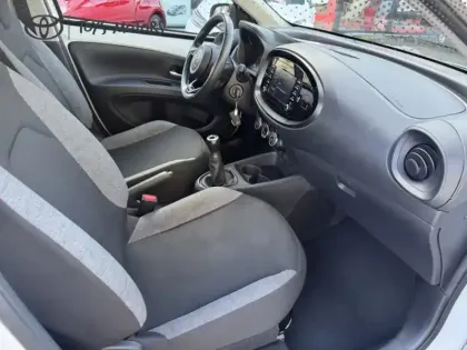 Photo 9 Toyota Aygo 1.0 VVT-i 72 Dynamic