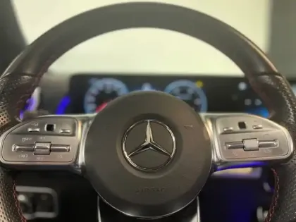 Photo 6 Mercedes EQB 350 4MATIC AMG Line Classe / 243 4MAT