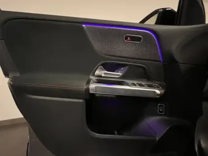 Photo 15 Mercedes EQB 350 4MATIC AMG Line Classe / 243 4MAT