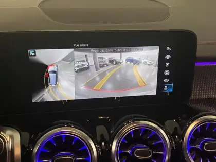 Photo 8 Mercedes EQB 350 4MATIC AMG Line Classe / 243 4MAT