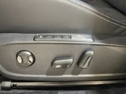 Photo 18 Ford Capri 286ch Extended Range 77kW Pack Premium RWD