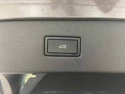 Photo 17 Ford Capri 286ch Extended Range 77kW Pack Premium RWD