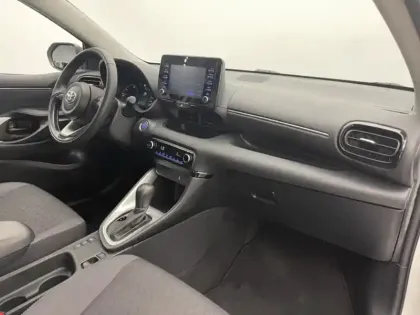 Photo 16 Toyota Yaris Hybride 116h Dynamic