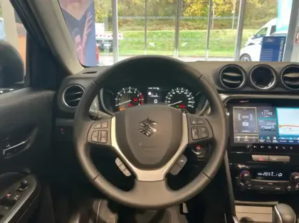 Photo 6 Suzuki Vitara 1.4 Boosterjet Hybrid 110ch Style Auto Allgrip MY25