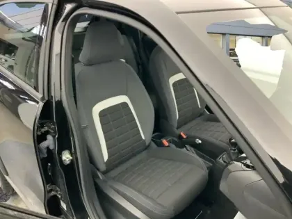 Photo 8 Citroën C3  Turbo 100 ch BVM6 Plus