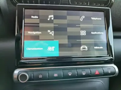 Photo 10 Citroën C3 Aircross  PureTech 110 S&S BVM6 Shine Pack