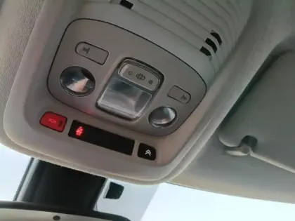 Photo 24 Citroën C3 Aircross  PureTech 110 S&S BVM6 Shine Pack