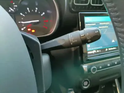 Photo 17 Citroën C3 Aircross  PureTech 110 S&S BVM6 Shine Pack