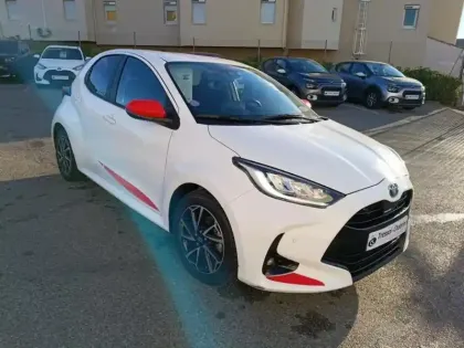 Photo 14 Toyota Yaris  Hybride 116h Design