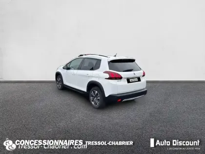 Photo 26 Peugeot 2008  PureTech 110ch S&S EAT6 Allure