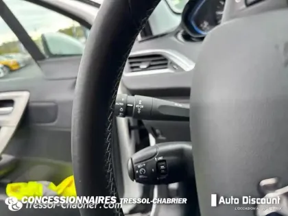 Photo 16 Peugeot 2008  PureTech 110ch S&S EAT6 Allure
