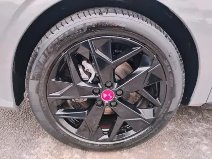 Photo 14 DS DS 4  PureTech 130 EAT8 Performance Line