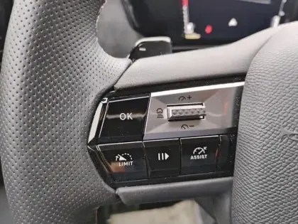 Photo 16 DS DS 4  PureTech 130 EAT8 Performance Line