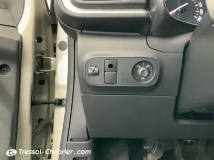 Photo 16 Citroën C3  PureTech 83 S&S BVM5 Feel Pack