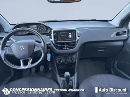 Photo 9 Peugeot 208  1.2 PureTech 82ch BVM5 Style