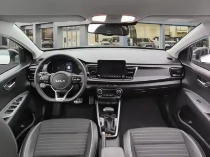 Photo 8 Kia Rio  1.0 T-GDi 120 ch MHEV DCT7 GT-Line Premium