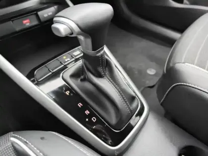 Photo 22 Kia Rio  1.0 T-GDi 120 ch MHEV DCT7 GT-Line Premium