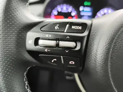 Photo 17 Kia Rio  1.0 T-GDi 120 ch MHEV DCT7 GT-Line Premium