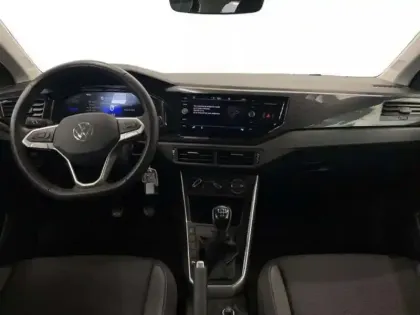 Photo 8 Volkswagen Polo 1.0 TSI 95 S&S BVM5 VW Edition