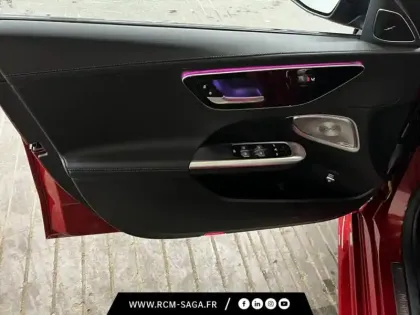 Photo 11 Mercedes Classe C Gén. V (S206) Ph1 AMG Line + 5