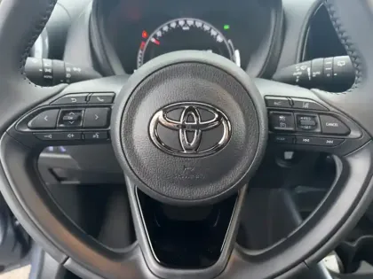 Photo 13 Toyota Aygo 1.0 VVT-i 72 S-CVTDESIGN ZEN RADAR CH S