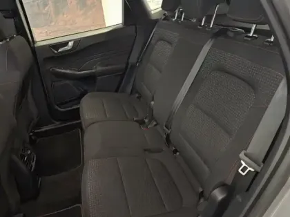 Photo 8 Ford Kuga 2.5 Duratec 190ch FHEV E85 ST-Line BVA