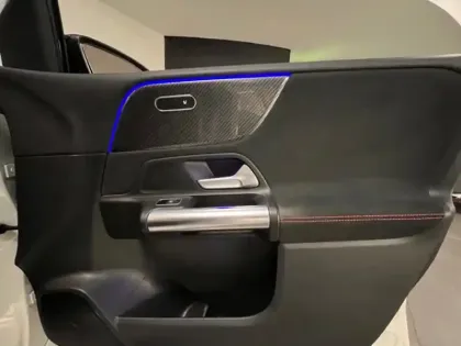 Photo 23 Mercedes Classe B 180 d AMG Line Edition