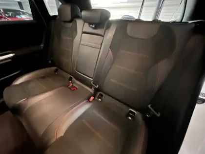 Photo 13 Mercedes Classe B 180 d AMG Line Edition