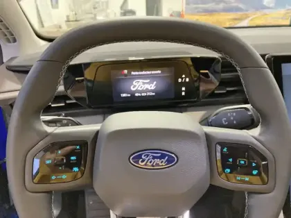 Photo 6 Ford Explorer 286ch Extended Range 77kWh Select RWD