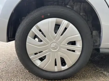 Photo 8 Mitsubishi Space star  1.2 MIVEC 71ch Inform 2024