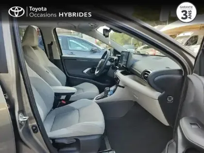 Photo 5 Toyota Yaris  116h Iconic 5p MY22