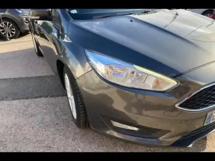 Photo 13 Ford Focus  1.0 EcoBoost 100ch Stop&Start Sync Edition