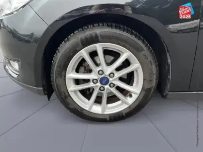 Photo 9 Ford Focus  SW 1.0 EcoBoost 125ch Stop/Start Trend
