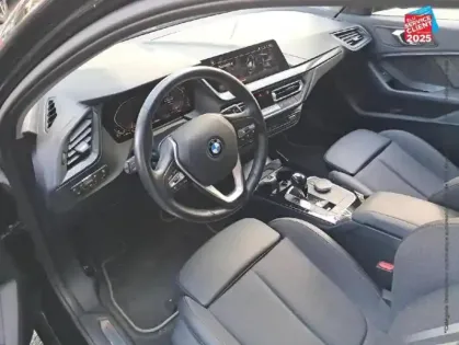 Photo 14 BMW Serie 1 Série 1 116dA 116ch Edition Sport DKG7 GPS Camera