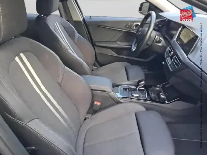 Photo 19 BMW Serie 1 Série 1 116dA 116ch Edition Sport DKG7 GPS Camera