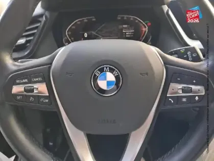 Photo 26 BMW Serie 1 Série 1 116dA 116ch Edition Sport DKG7 GPS Camera