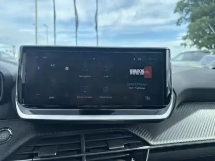 Photo 13 Peugeot 208  1.2 Hybrid 100ch Active e-DCS6