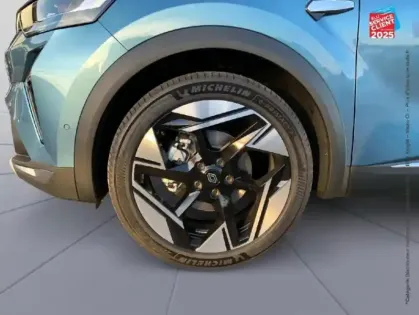 Photo 9 Renault Symbioz  1.8 E-Tech full hybrid 160ch Iconic - 25